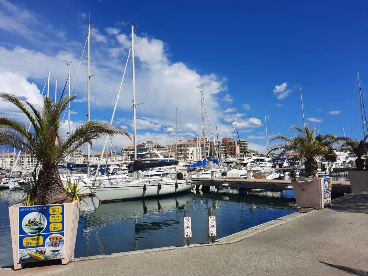 Appartement Coeur Marina à Fréjus Extérieur photo