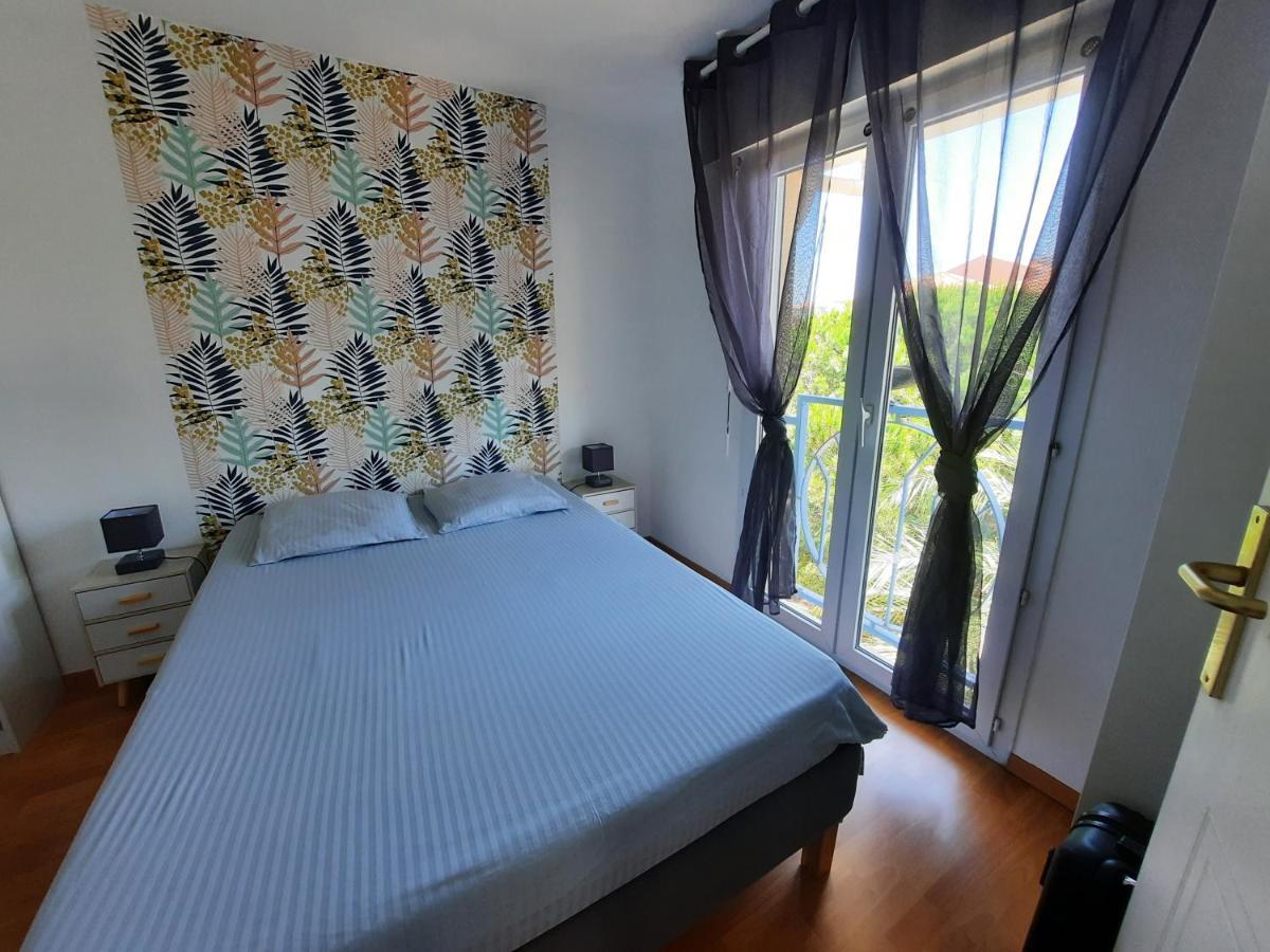 Appartement Coeur Marina à Fréjus Extérieur photo