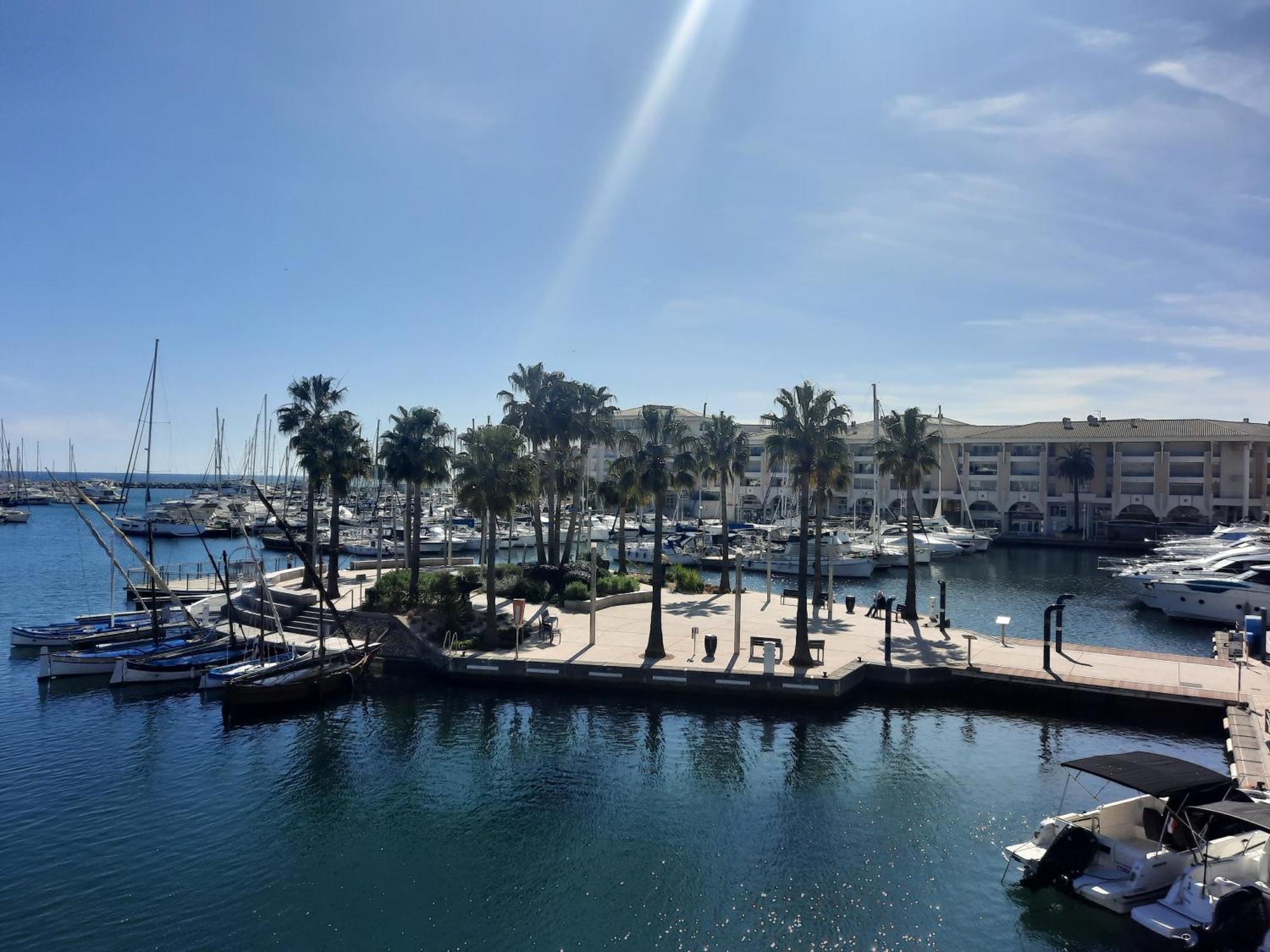 Appartement Coeur Marina à Fréjus Extérieur photo